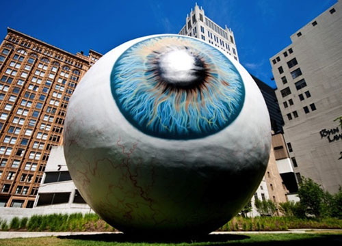Giant Eyeball Sculpture in Chicago