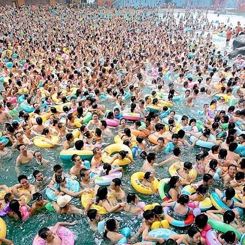 Crowed Wave Pool In Japan