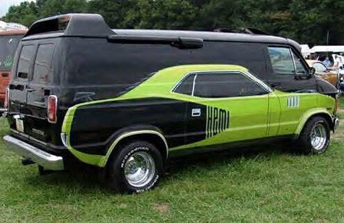 Barcuda Hemi Car Painted On The Side Of Dodge Van