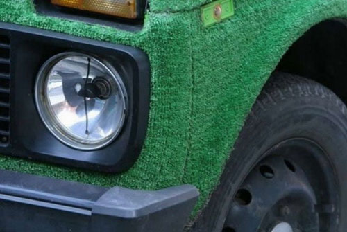 Green Carpet Niva SUV