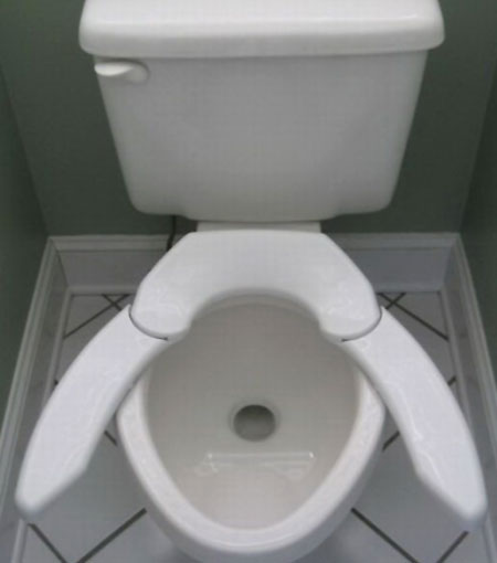 No Lift Spreading Toilet Seat